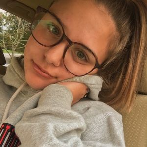 Meet your Posher, Michaelah